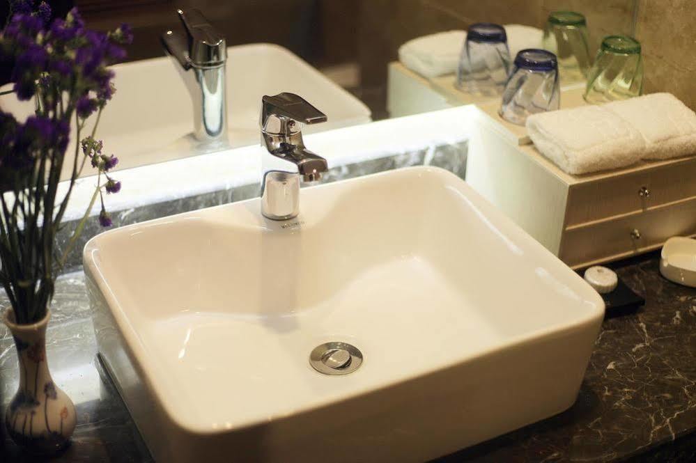 Yj Intl. Hotel Ta-mien-chen Kültér fotó